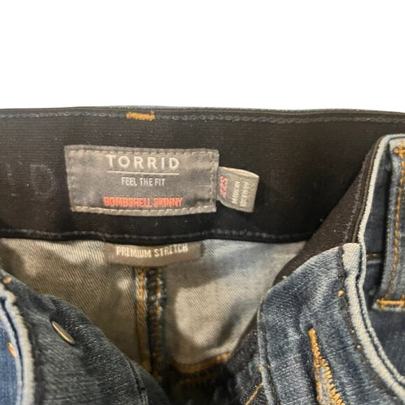 Torrid Womens Distressed Dark Wash Skinny Jeans With Ripped Detailing & Five Poc - Picture 7 of 8